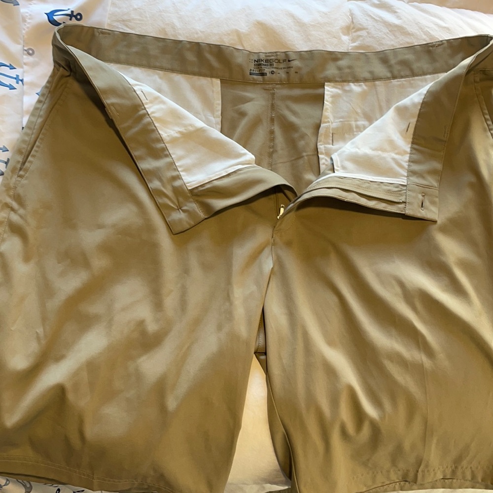 Nike Dri-Fit golf shorts. Great Condition!